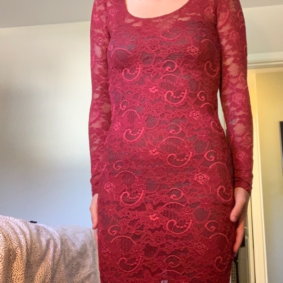 Talula Clarendon red lace dress - Picture 3 of 4